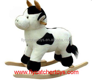 2021 vendite calde peluche a dondolo animali in forma di mucca con la mucca suono realistico - Product Image 3