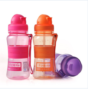 Apprennent Potable Enfants Alimentation Formation Tasses Bébé D'eau Tasses De Paille tritan Avec Dragonne À <span class=keywords><strong>Bec</strong></span> - Product Image 1