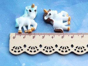Colori misti artigianato in resina Charms <span class=keywords><strong>cavallo</strong></span> unicorno per decorazione telefono fai da te Kit melma posteriore piatta cabochon Kawaii giocattoli per capelli - Product Image 6