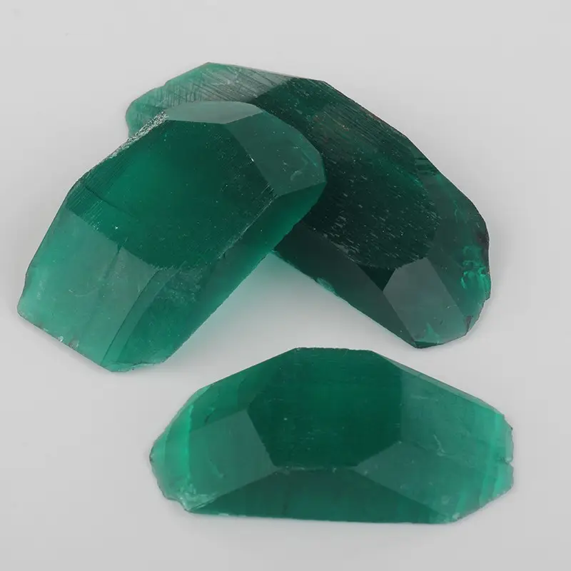 Wuzhou Starsgem Pir Potong Warna Hijau Lab Dibuat Hidrotermal Zambia Emerald Kasar