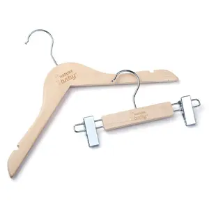 Assessed Supplier LINDON Premium Straight Quality Cut Small Size Wooden Baby Kids Clothing Hangers Set mit Logo