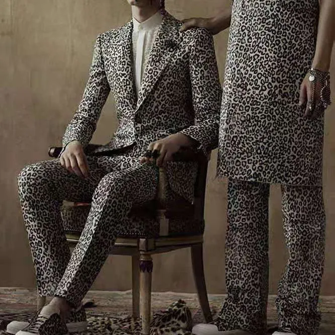 Authentic jacquard with leopard pattern suit