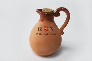 Bouteille d'huile essentielle, carafe <span class=keywords><strong>en</strong></span> <span class=keywords><strong>terre</strong></span> <span class=keywords><strong>cuite</strong></span> de cuisine <span class=keywords><strong>avec</strong></span> poignée - Product Image 3
