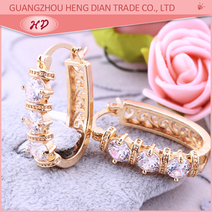 أحدث تصميمات الأقراط الذهبية البسيطة والعصرية للفتيات - Product Image 4