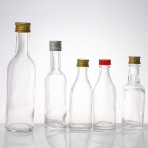 Mini botella de vidrio Xo de 50ml, venta al por mayor de fábrica, botella de bebida alcohólica - Product Image 1