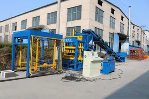 Machines de fabrication de blocs automatiques de béton hydraulique HF, QT4-15S, machines de fabrication de briques de ciment en Chine, QT4-15S