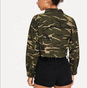 Nuovo Design personalizzato <span class=keywords><strong>di</strong></span> <span class=keywords><strong>marca</strong></span> <span class=keywords><strong>di</strong></span> abbigliamento moda <span class=keywords><strong>donna</strong></span> Camo Denim giacca Crop all'ingrosso - Product Image 2