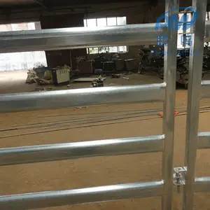 Tipo de acero fuerte, cerca de ganado, tubo galvanizado, corral de metal para caballos