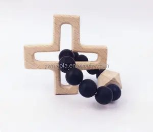 ขายส่งเด็ก DIY ซิลิโคนลูกปัด Teething ของเล่นไม้ Cross Rattle Teether สร้อยข้อมือ MFB-102