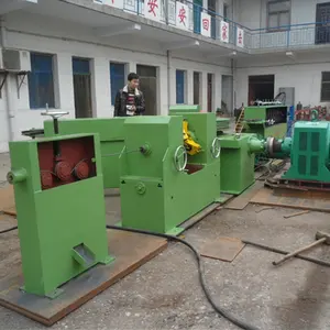 Automatic rebar cold rolling equipment for making two or three ribbed