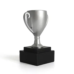 Piala Resin Kustom Piala Ayah Resin