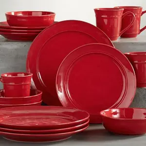 डिजाइन अपने खुद के tableware शीर्ष पसंद लाल चमकता हुआ अनुकूलित चीनी मिट्टी के बरतन बर्तन सेट