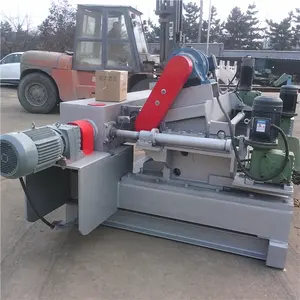 Rotary cut veneer peeling machine/spindleless peeling lathe