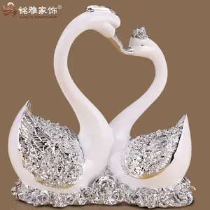 Оптовые продажи золотой лебедь домашний декор-Декор для свадебного стола, статуи лебедя для влюбленных пар, украшение для брака