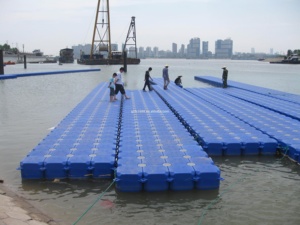 Dock Khô Chống Sóng Nổi Cho Thuyền Trượt Tuyết Phản Lực - Product Image 2