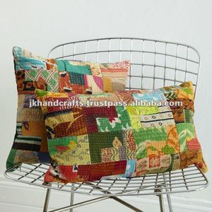 Almohada de retales, ari - Product Image 1