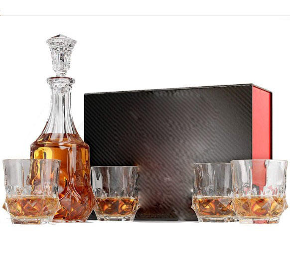 Crystal Whiskey Decanter Set European Style Whiskey Decanter and Glass Set