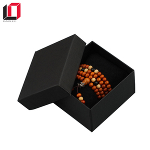Logo personnalisé montre boîte en carton d'emballage de bracelet bijoux boîte cadeau avec <span class=keywords><strong>petit</strong></span> oreiller <span class=keywords><strong>insert</strong></span> - Product Image 2