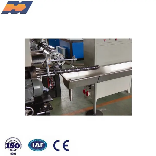 PVC 나선형 강화 파이프 만들기 기계 PVC 흡입 호스 압출 기계 라인 압출 기계 제조 업체