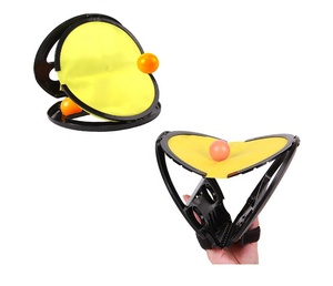 Main train sport jouet attraper le <span class=keywords><strong>jeu</strong></span> de balle avec 2 pièces <span class=keywords><strong>boules</strong></span> - Product Image 3