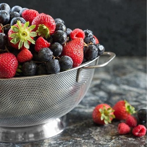 टिकाऊ स्टेनलेस स्टील नाली टोकरी धोने सब्जी फल झरनी टोकरी Colanders और हैंडल के साथ Strainers - Product Image 4