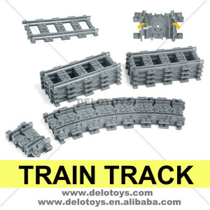 Delo Đồ Chơi Đồ Chơi Bằng Nhựa Khối Xây Dựng Gạch Số Lượng Lớn Các Bộ Phận Tàu Theo Dõi Bộ (64022) - Product Image 2