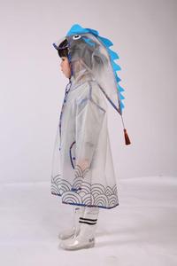 Chubasquero de moda para bebé <span class=keywords><strong>impermeable</strong></span> para chico lindo 3D semitransparente Dragon Robe Light Poncho niños capa de lluvia para niños y niñas - Product Image 4