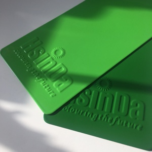 Pantone En Ral Kleur Pigment Custom Glans Epoxy Poeder Coating Voor Architectonische Gevels Metalen Kunst En Ambachten