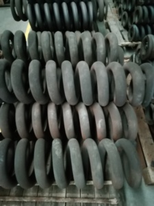 La tensione della molla canna cilindro <span class=keywords><strong>PC200</strong></span> PC210 PC240 -3/<span class=keywords><strong>5</strong></span>/6/7 rinculo primavera del 206-30-00070 tenditore pista regolatore vestito per escavatore - Product Image 4