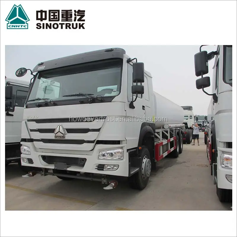 Düşük fiyat 336hp 20000 litre SINOTRUK HOWO su tankı kamyon su püskürtme kamyonu satılık