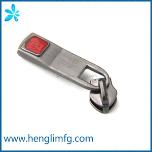 Baja <span class=keywords><strong>precio</strong></span> de aleación de zinc metal cabeza zip cursor de la cremallera de alta resistencia - Product Image 2