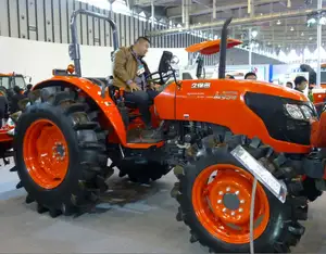 Tractor Kubota 4wd 954, a la venta