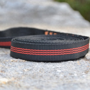 XINDA Imbracatura da <span class=keywords><strong>Arrampicata</strong></span> in Poliestere Resistente 1mm Spessore Rosso e Nero Attrezzatura di Protezione Anticaduta Impermeabile per <span class=keywords><strong>Arrampicata</strong></span> su Roccia e Uso Esterno - Product Image 5