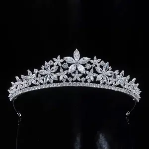 wholesale new fashion luxury crystal rhinestone zirconia crown tiaras diamond happy birthday star tiara