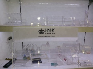 Exhibidor de Esmalte de Uñas de Acrílico Transparente para 90 Botellas, Montado en Pared, Nuevo Modelo 2026 - Product Image 5