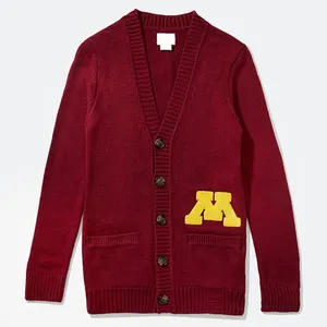 Oem col en V ample surdimensionné broderie personnalisée chenille lettre patchs tricotés tricots hommes Varsity pull Letterman Cardigan