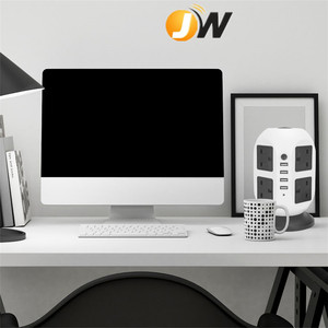 Phích Cắm Ba Chân Chất Lượng Cao + 4 Bộ Sạc USB Ổ Cắm Dọc Nhiều Lần - Product Image 3