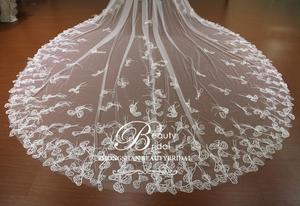 3D fiore di pizzo e piuma lungo due strati di nozze <span class=keywords><strong>velo</strong></span> di nozze abiti accessorio per la <span class=keywords><strong>sposa</strong></span> - Product Image 2