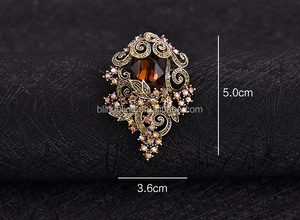 Mode Clear Crystal Rhinestone Vergulde <span class=keywords><strong>Chinese</strong></span> <span class=keywords><strong>Redbud</strong></span> Bloem Broche Pin Sieraden Vrouwen Broches voor Sjaal - Product Image 3