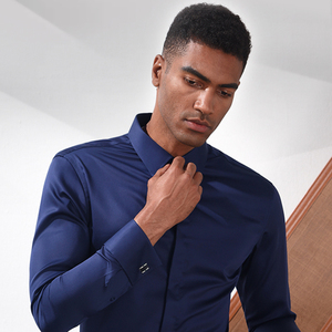 Boutons <span class=keywords><strong>de</strong></span> <span class=keywords><strong>manchette</strong></span> bleu foncé <span class=keywords><strong>et</strong></span> <span class=keywords><strong>pince</strong></span> à <span class=keywords><strong>cravate</strong></span> ensemble cadeau boutons <span class=keywords><strong>de</strong></span> <span class=keywords><strong>manchette</strong></span> ciel étoilé hommes - Product Image 4