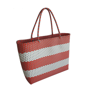 Borsa da Spiaggia in Materiale Naturale per il Tempo Libero all'Aperto, Borsa a Tracolla Intrecciata in PP Fatta a Mano - Product Image 3