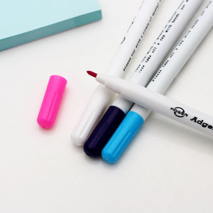 1.0 millimetri non tossico bianco di colore blu acqua cancellabile penna lavabile marcatore tessuto <span class=keywords><strong>per</strong></span> la marcatura temporanea sui vestiti