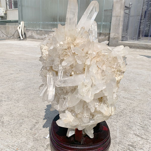 High Quality Natural Large Clear White Quartz Healing <strong>Crystal</strong> <strong>Clusters</strong> Polished for Household Decoration or Gift Giving - Product Image 2