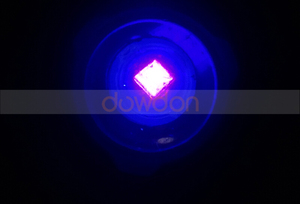 Mini XPE Torcia Alimentata da BATTERIE AA o <span class=keywords><strong>14500</strong></span> Batteria Zoomable 365nm 395nm Led <span class=keywords><strong>UV</strong></span> Torcia Elettrica - Product Image 6