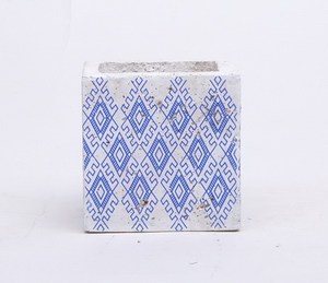 <span class=keywords><strong>Vasi</strong></span> per Piante Succulente in <span class=keywords><strong>Cemento</strong></span> Stile Francese con Motivo Floreale Quadrato all'Ingrosso - Product Image 6