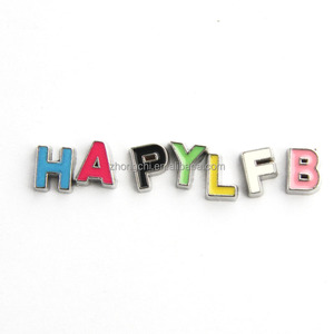 Mặt Dây Chuyền Nổi Chữ Cái Tráng Men Đầy Màu Sắc Bán Sỉ - Product Image 2