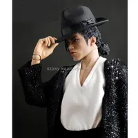 Ngôi Sao Nhạc Pop Michael Jackson Nhảy Múa Làm Nhân Vật Bằng Nhựa