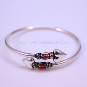 Latest 92.5 <b>Silver</b> Heart Shape <b>Bracelet</b> <b>Charm</b> <b>Bracelets</b> <b>for</b> Gift Party or Wedding - Product Image 1