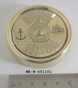Calendario Perpetuo con Base de Latón, Ideal para Decoración de Mesa, Adornos Festivos para el Hogar - Product Image 2