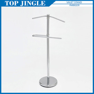 Support de costume en tissu utile avec plat accessoire - Product Image 2